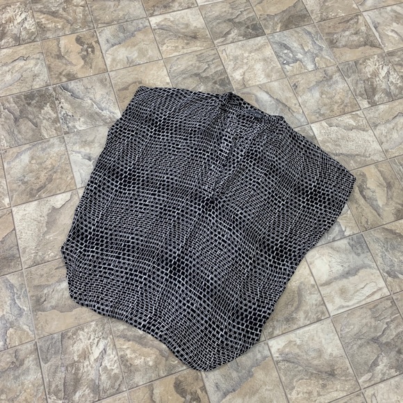 VINCE Silk Georgette Blouse - Picture 1 of 8